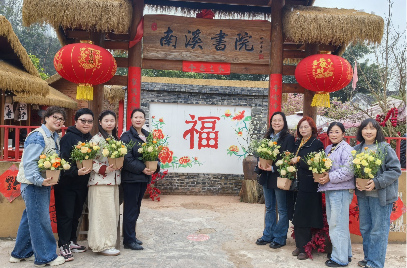 市财政国库支付中心开展&ldquo;情暖三八　艺润巾帼&rdquo;主题插花活动