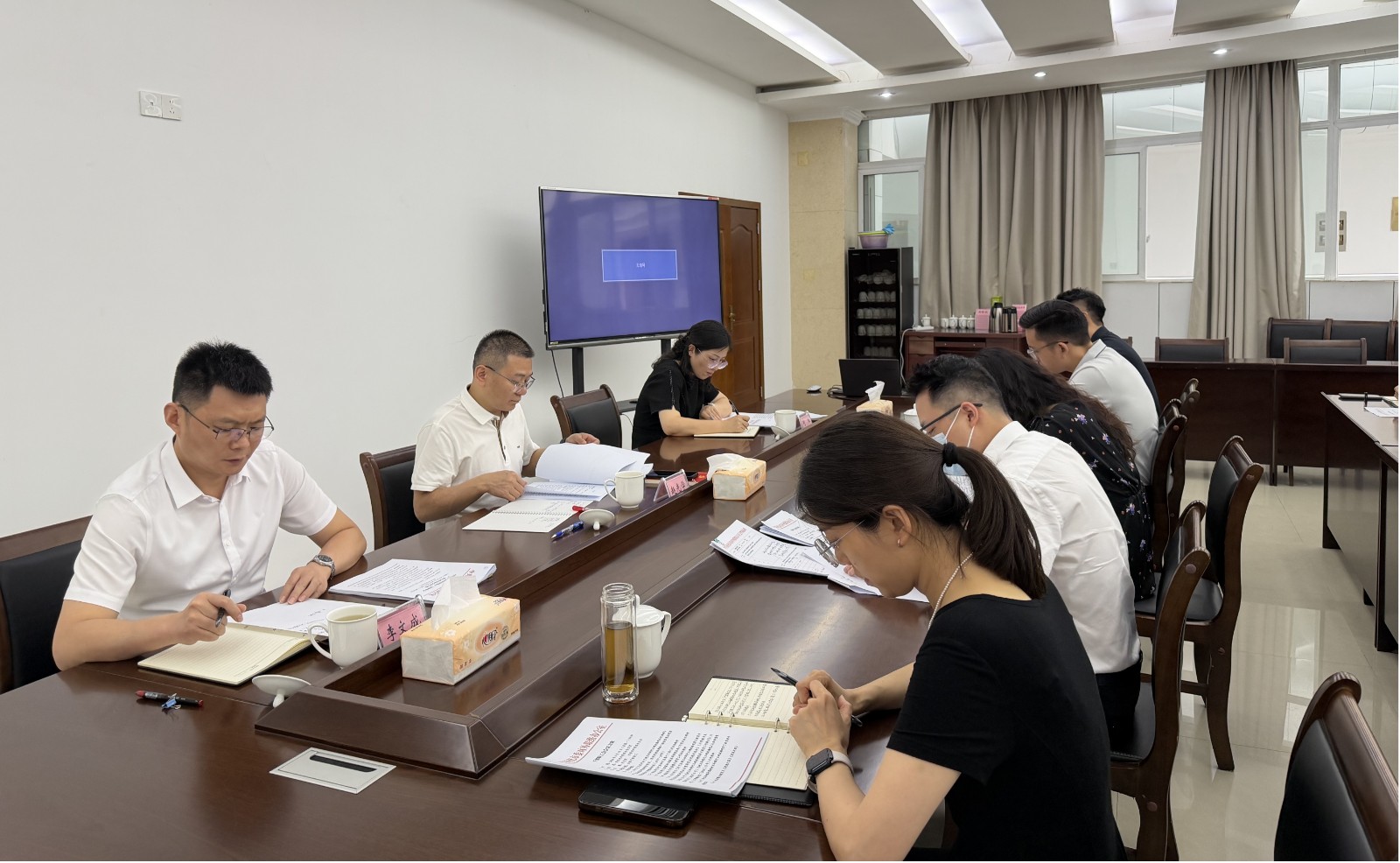市委对外联络办传达学习省委十二届九次全会精神